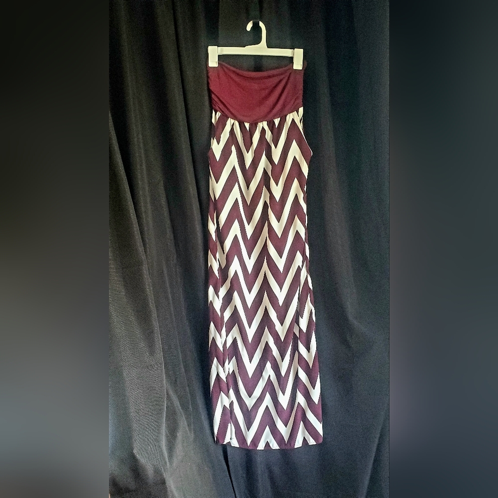 Coveted Clothing Maroon and White Chevron Maxi Dress - Small